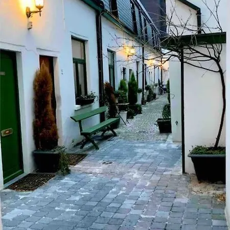 アパート Idyllische, Historische Woning Op Het Hippe Zuid アントウェルペン